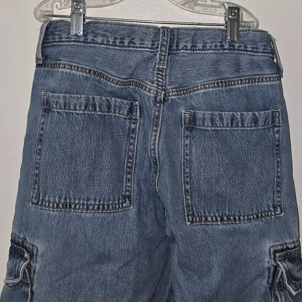 Old Navy Kids Cargo Jeans in Faded Blue